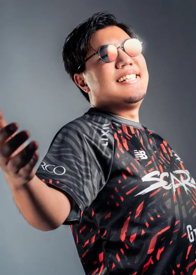 アナリスト：ストーム久保